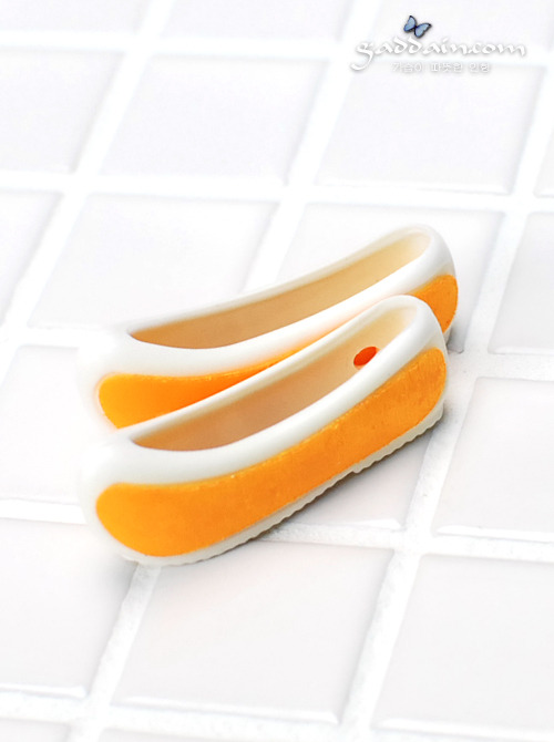 한복인형 미니 꽃신 - 노랑 (4.5*1.2*1.8cm)/고무신/꼬까신/한켤레/인형코디/소품/신발/한복/매듭