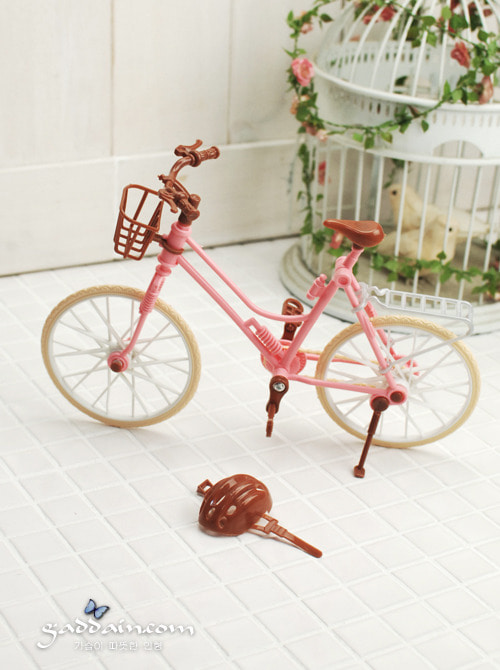 [스크래치SALE] 클래식 바구니 자전거 - 핑크 (25.5*8.5*17cm)/헬멧포함